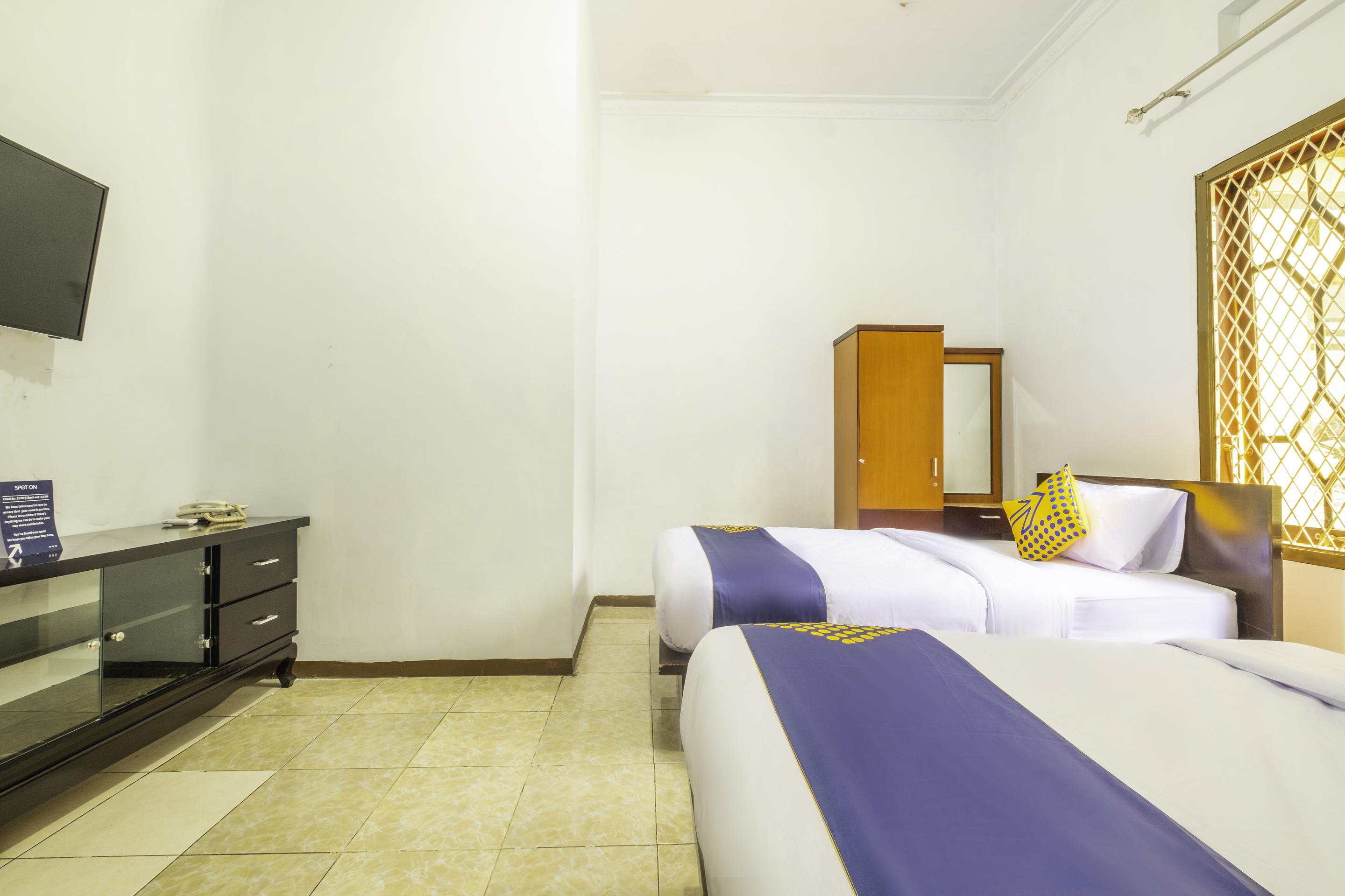 Spot On 2395 Hotel Aden 2 Syariah Tasikmalaya Dış mekan fotoğraf