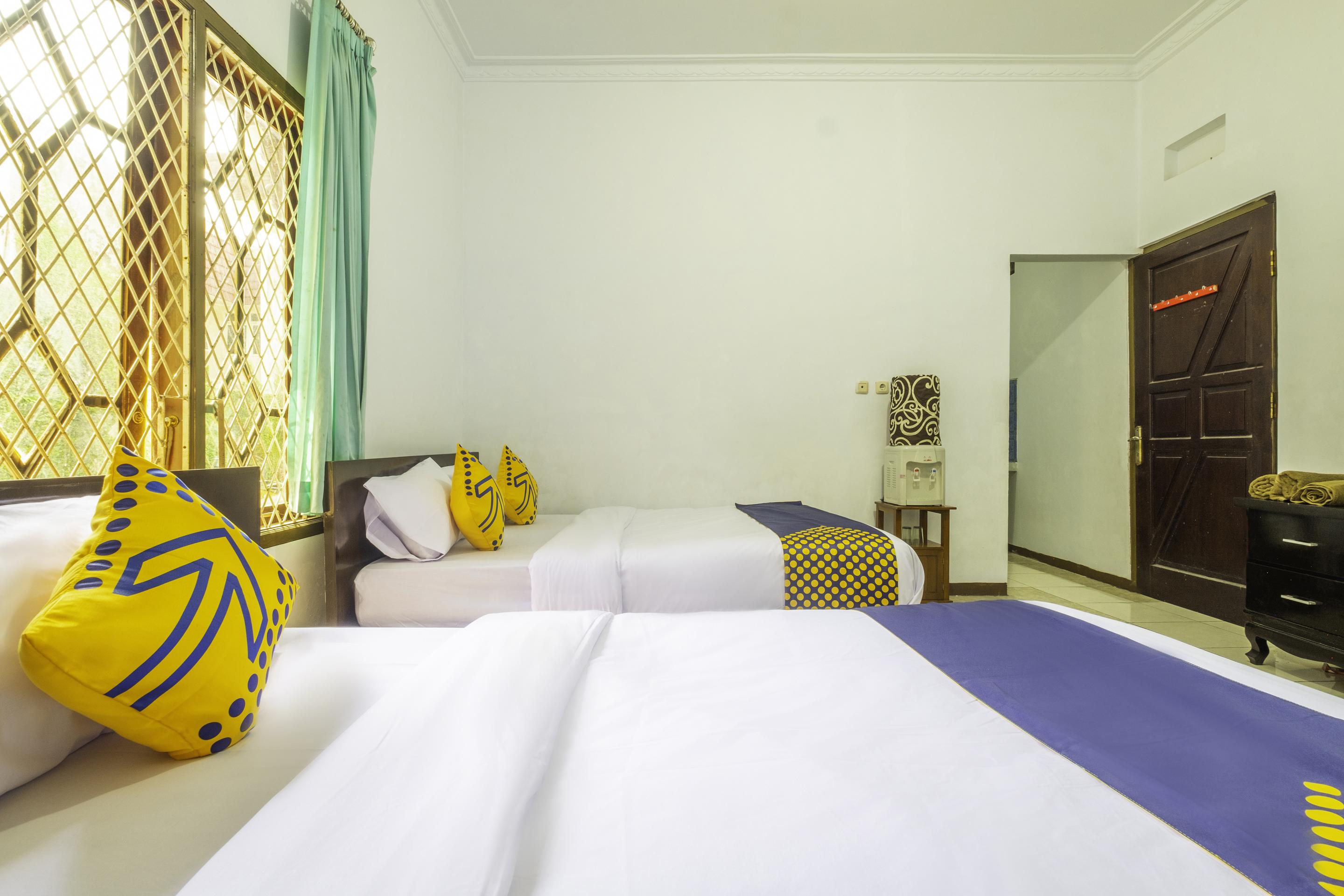 Spot On 2395 Hotel Aden 2 Syariah Tasikmalaya Dış mekan fotoğraf