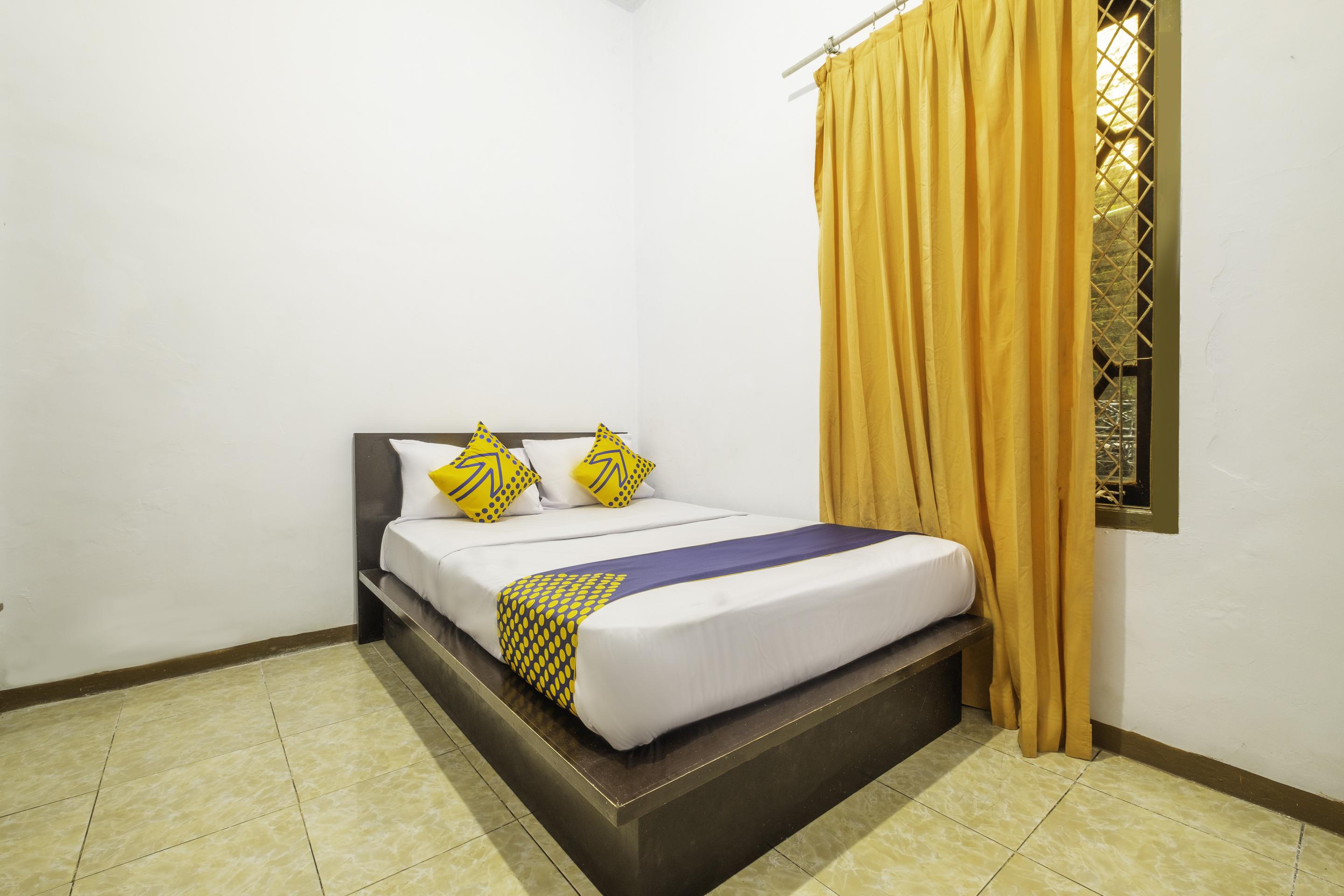 Spot On 2395 Hotel Aden 2 Syariah Tasikmalaya Dış mekan fotoğraf