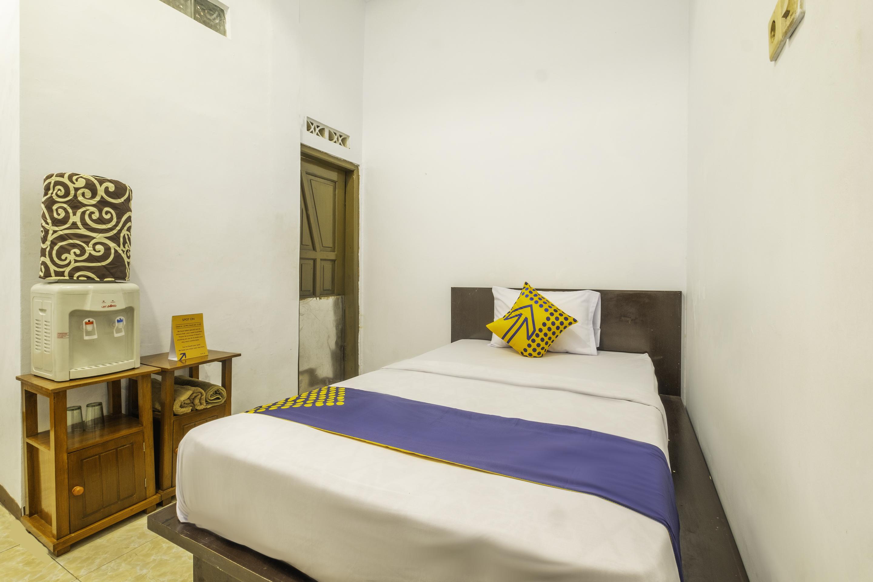 Spot On 2395 Hotel Aden 2 Syariah Tasikmalaya Dış mekan fotoğraf