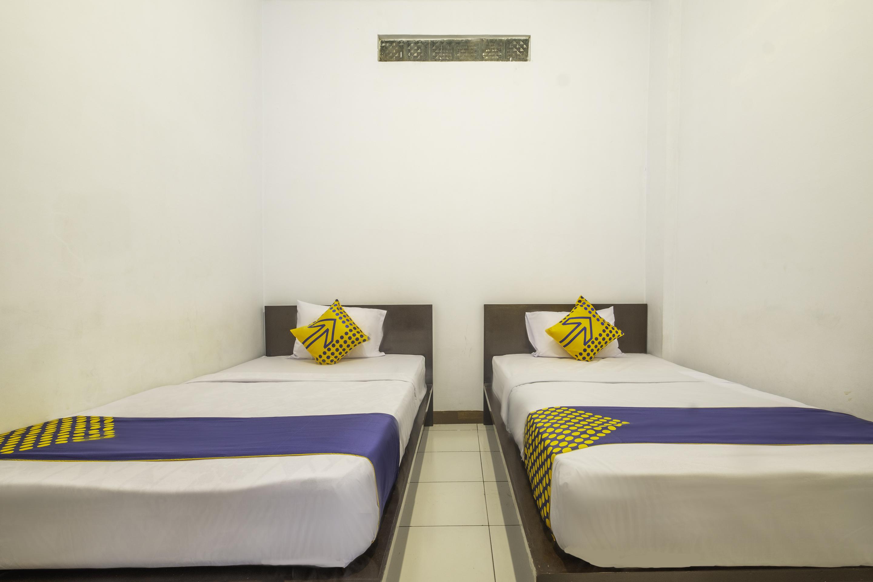 Spot On 2395 Hotel Aden 2 Syariah Tasikmalaya Dış mekan fotoğraf