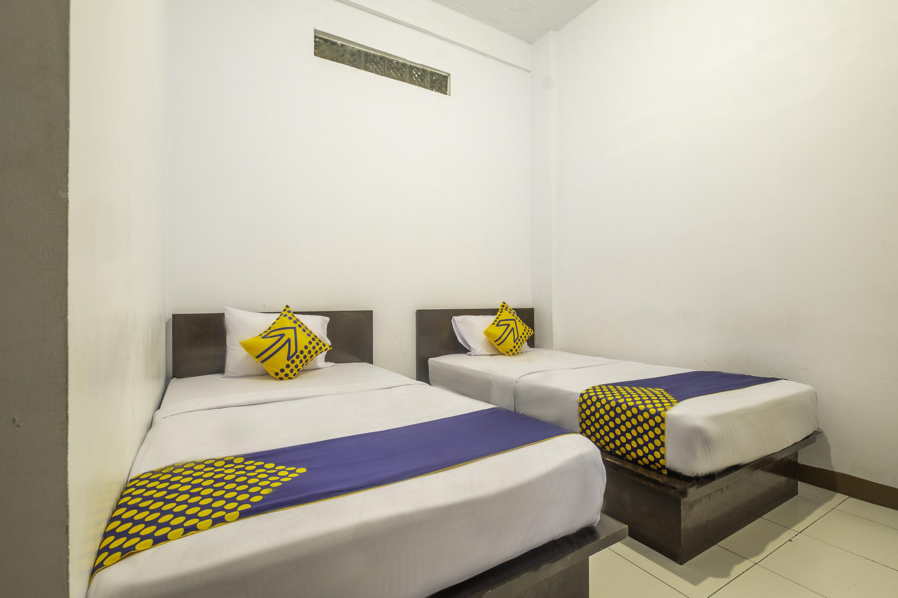 Spot On 2395 Hotel Aden 2 Syariah Tasikmalaya Dış mekan fotoğraf