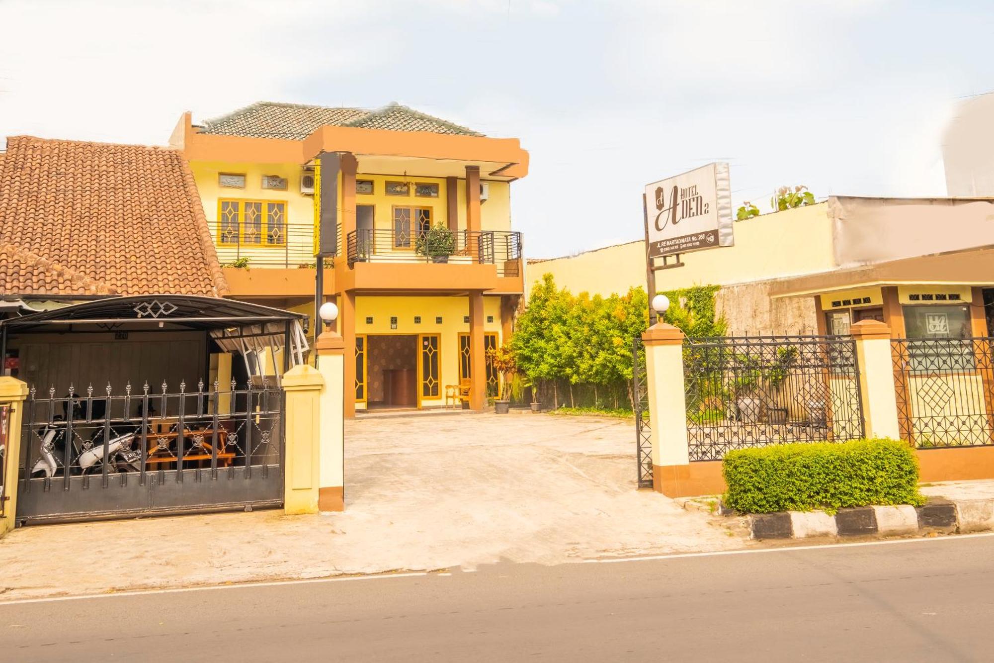 Spot On 2395 Hotel Aden 2 Syariah Tasikmalaya Dış mekan fotoğraf