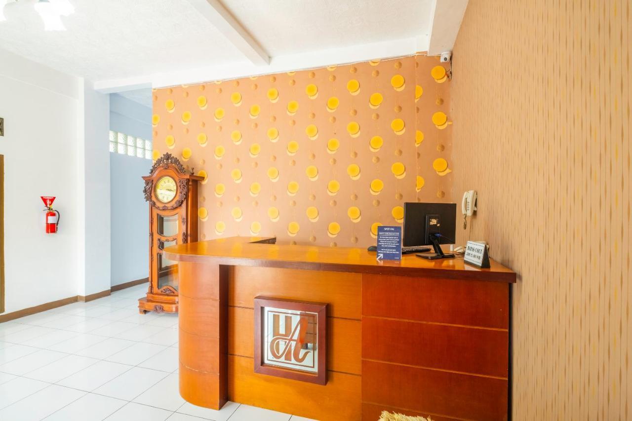 Spot On 2395 Hotel Aden 2 Syariah Tasikmalaya Dış mekan fotoğraf